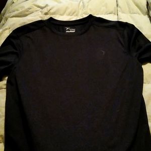 Old Navy Active size S t-shirt